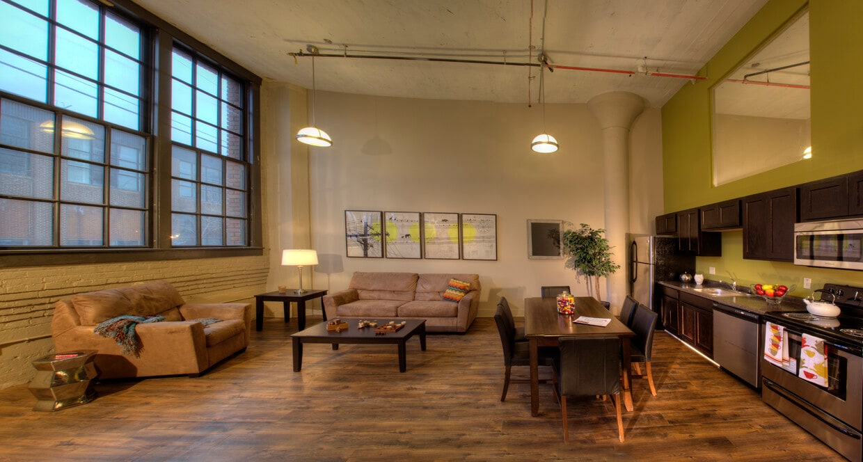 Floor Plan - 3 BR, 2 BA, + Den 305