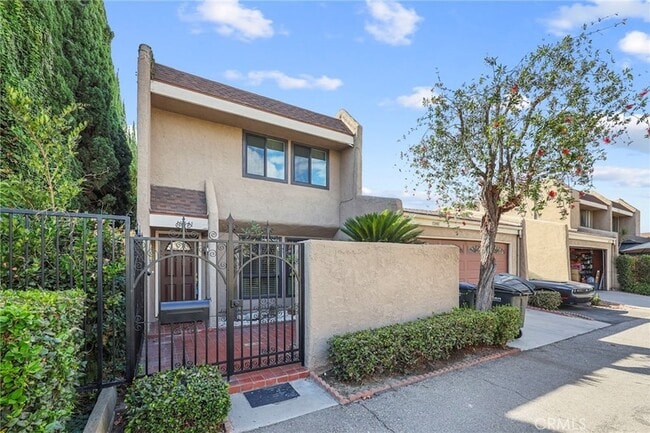 Building Photo - 10441 Rutgers Way