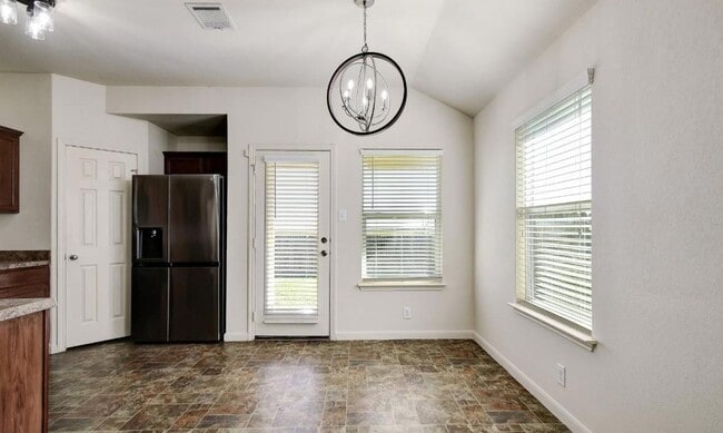 Photo - 409 Teron Dr