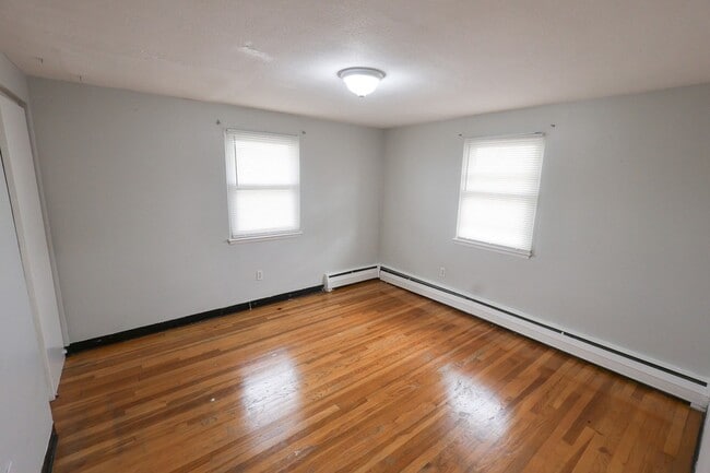 Photo - 12 Essex St Unit 6