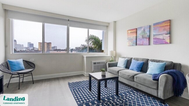 Photo - 305 Dr. M.L.K. Jr St S Unit 410.1403632