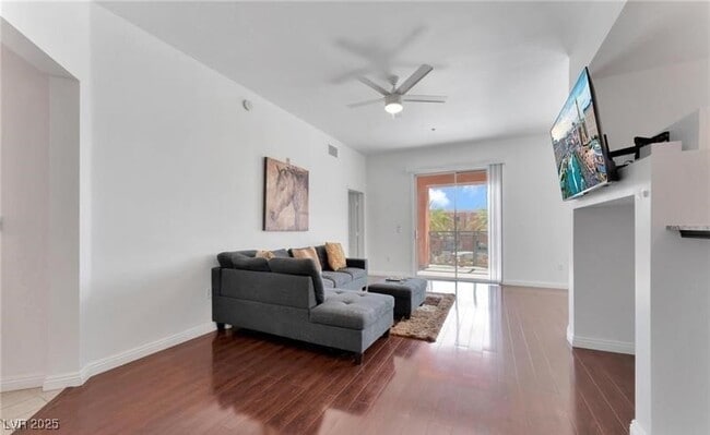 Photo - 47 E Agate Ave Unit 303