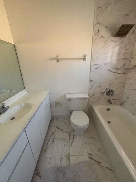 Photo - 613 NE 5th St