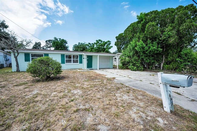 Photo - 7402 Country Club Dr