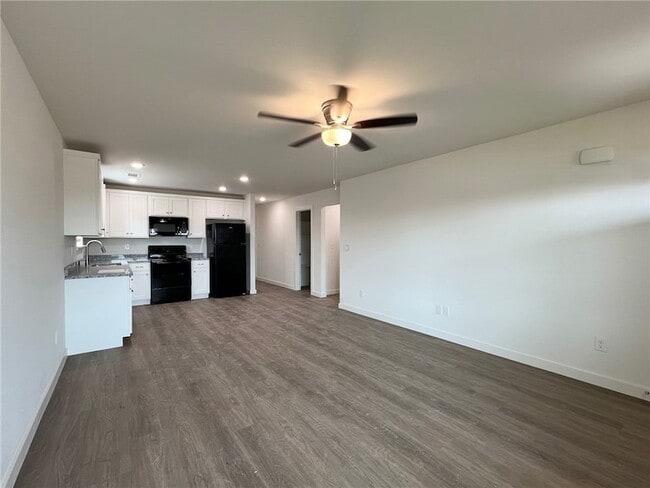 Photo - 618 NW 68th Ave