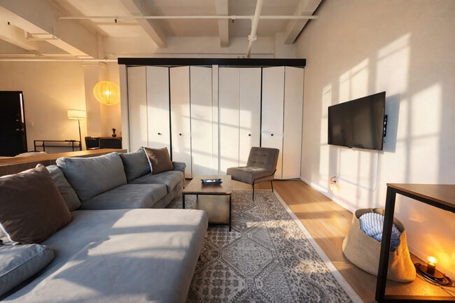 Photo - 823 N 2nd St Unit SI ID1494910P