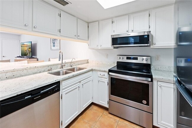 Photo - 4574 Ringwood Meadow Unit 4