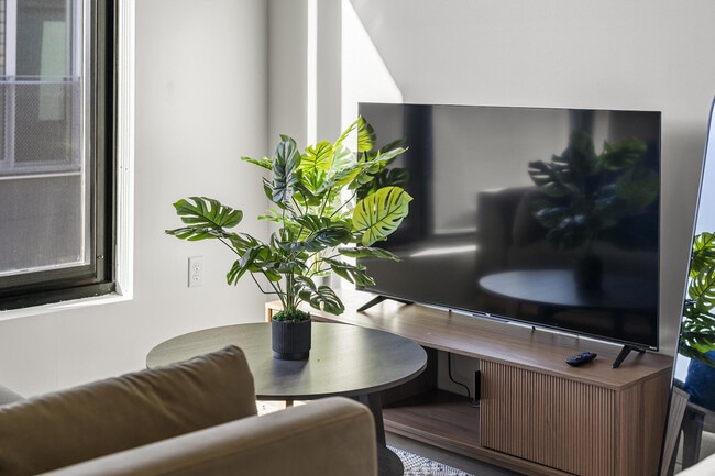 Photo - 35 W 2nd St Unit SI ID1240280P