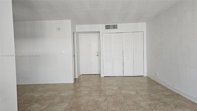 Photo - 17021 N Bay Rd Unit 710