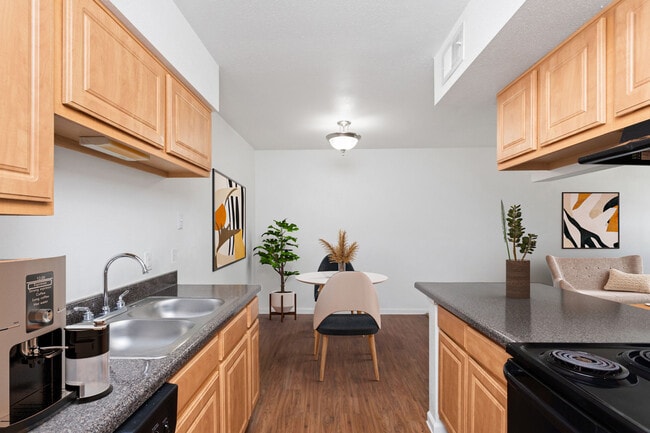 Building Photo - Pepper Tree