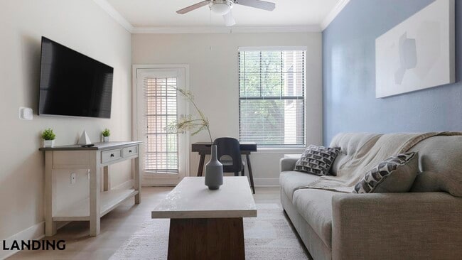 Photo - 7500 I-35 Unit 828
