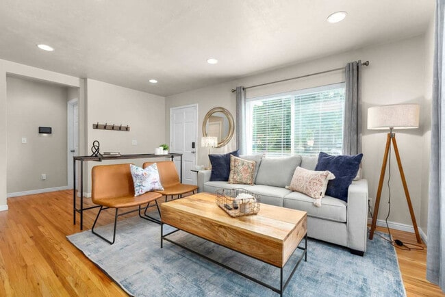 Photo - 2978 S Imperial St Unit ID1249881P