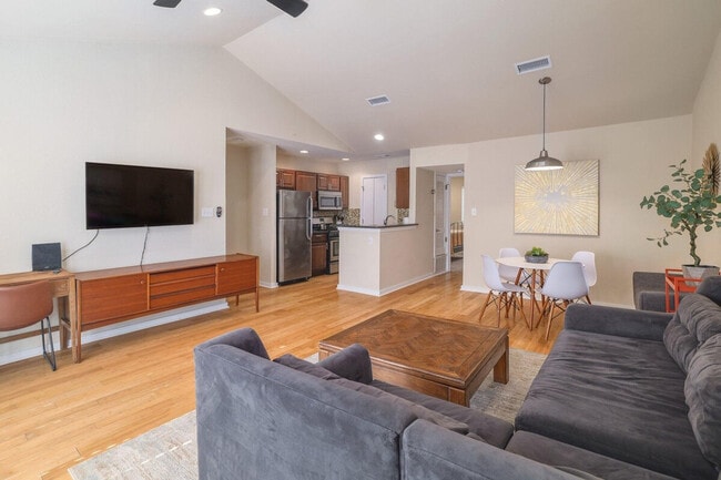 Photo - 1601A Southgate Cir Unit ID1335081P