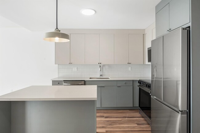 Photo - 873 Communipaw Ave