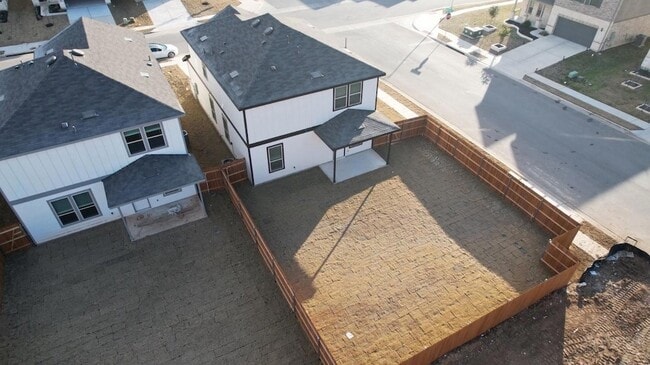 Photo - 98 Pacific Loon St