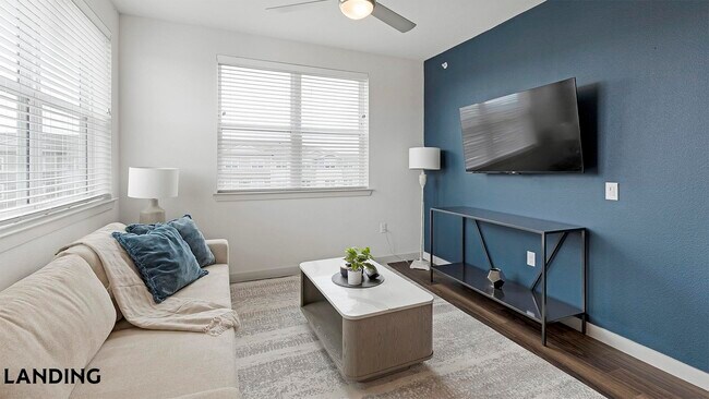 Photo - 255 Williamsburg Pkwy Unit H309