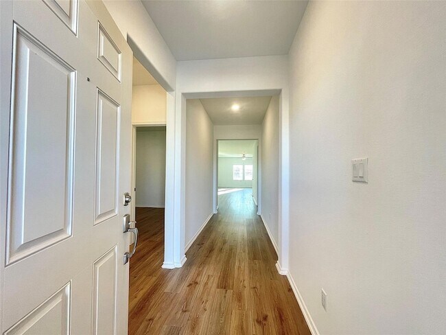 Photo - 1220 Sweetspire St