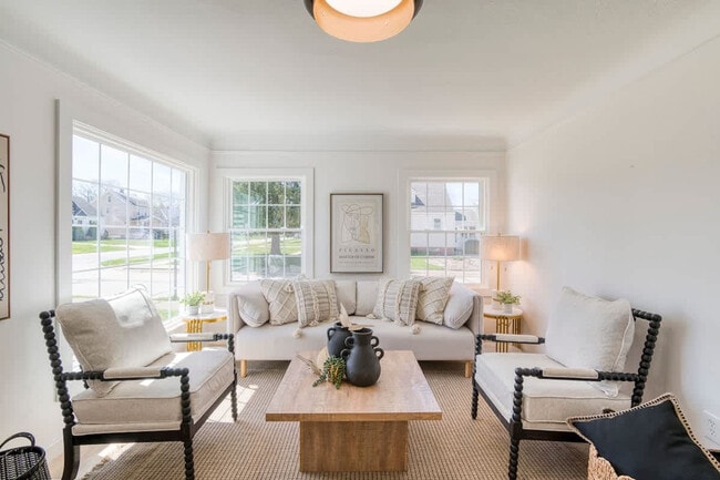 Photo - 2716 Lincoln Ave Unit ID1288912P