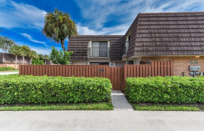 Photo - 1510 15th Ct