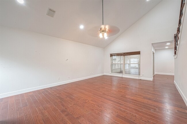 Photo - 12127 Carriage Hill Dr