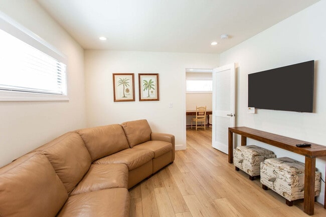 Photo - 588 111th Ave N Unit SI ID1504159P