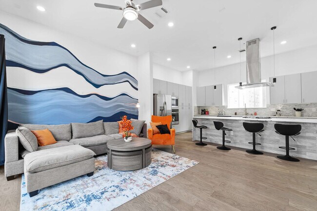 Photo - 2109 McGowen St Unit ID1244934P