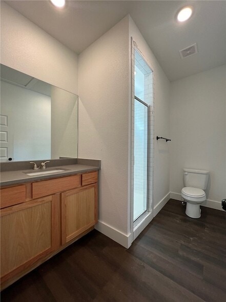 Photo - 1347 W Hendrix St