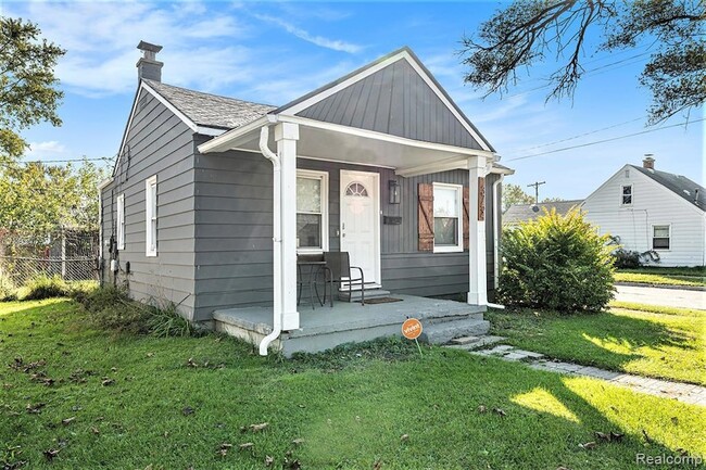 Photo - 13754 Knox Ave