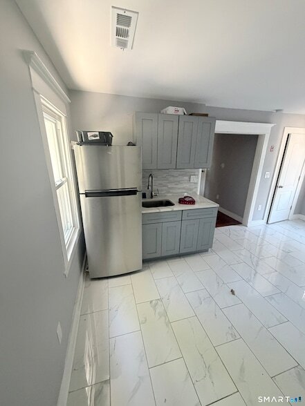Photo - 32 Alstrum St Unit 1