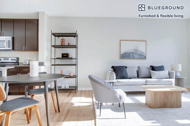 Photo - 360 H St NW Unit FL4-ID418