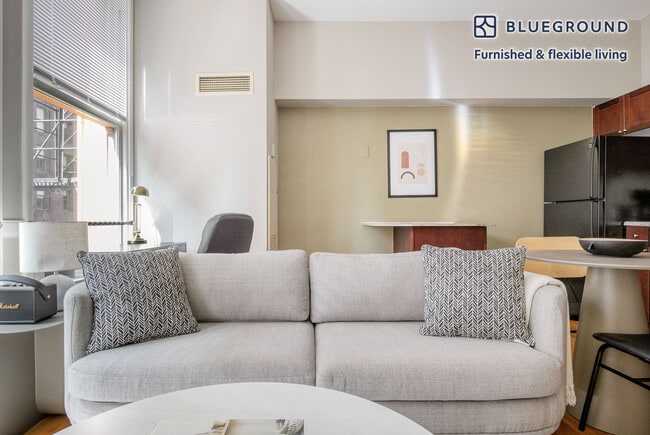 Photo - 343 S Dearborn St Unit FL11-ID810