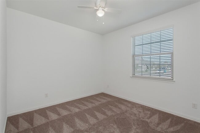 Photo - 2157 Clarion Dr