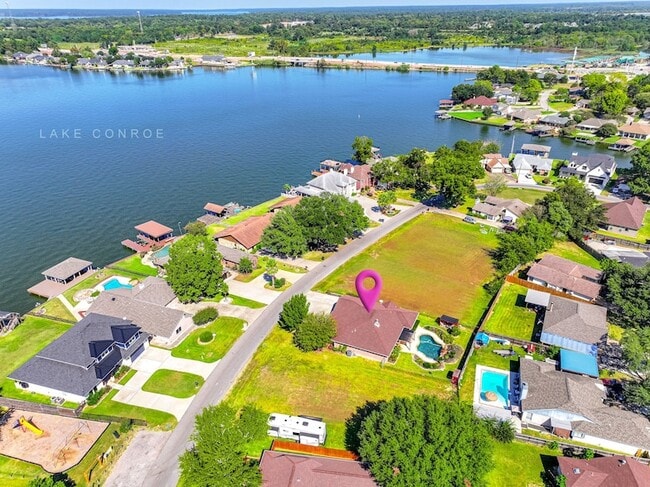 Photo - 13417 Bunker Hill Dr