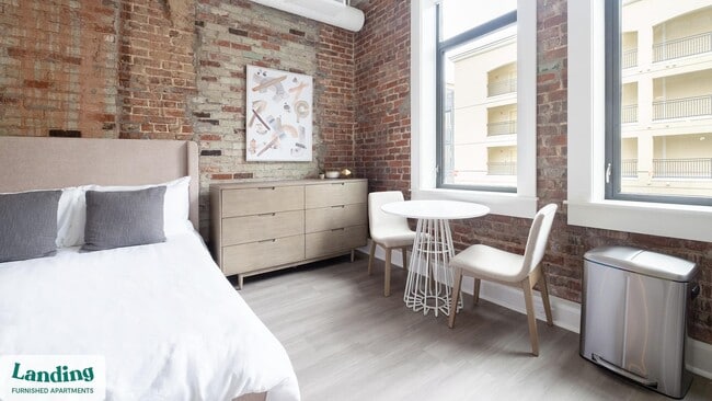 Photo - 425 20th St S Unit 209.579044