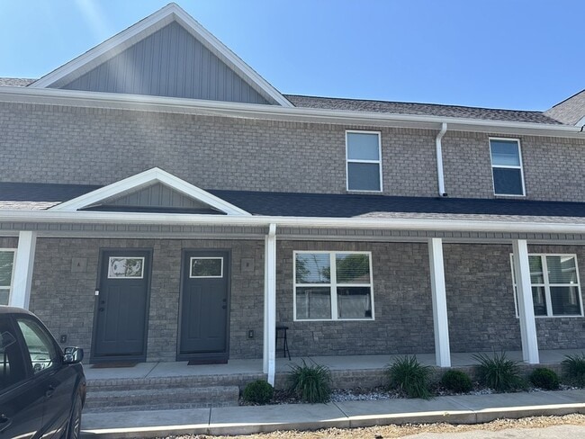 Building Photo - 705 Haley St