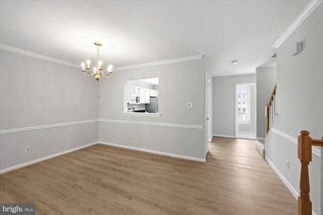 Photo - 299 S Pickett St
