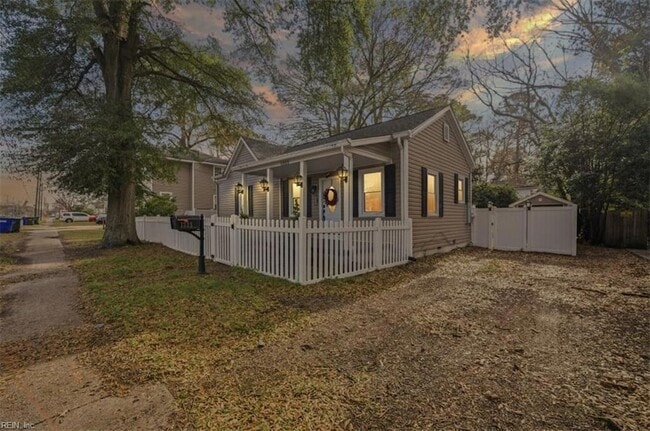 Photo - 1325 W Little Creek Rd