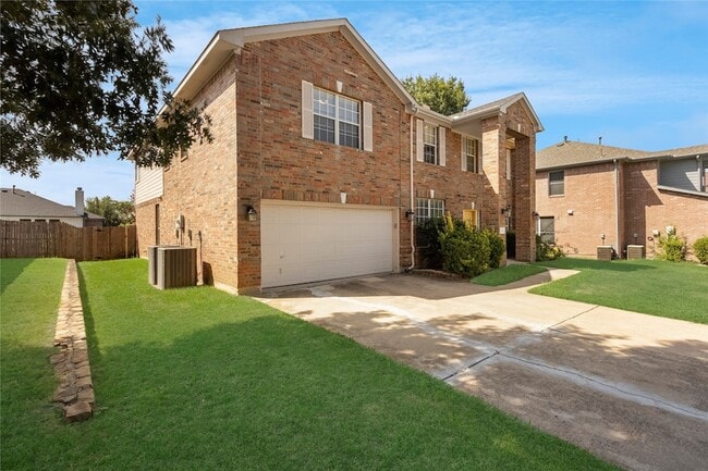 Photo - 2 Watergrove Ct