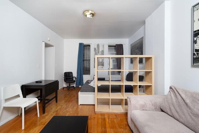 Photo - 131 E 94th St Unit ID1032065P