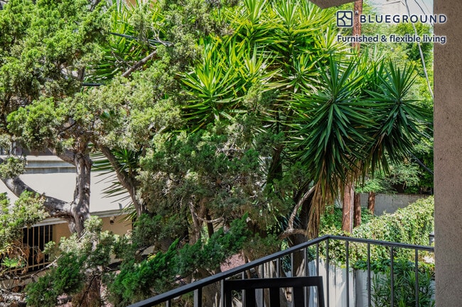 Photo - 115 N Wetherly Dr Unit SI FL2-ID777