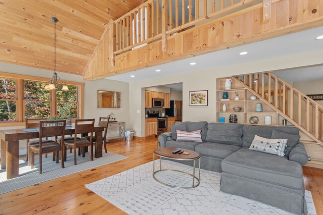 Photo - 2517 W Hubbell Hill Rd Unit SI ID1492983P