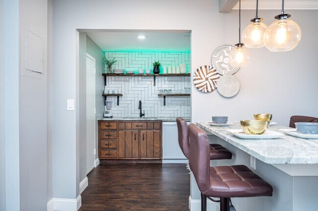 Photo - 215 Piedmont Ave NE Unit SI FL8-ID1299365P