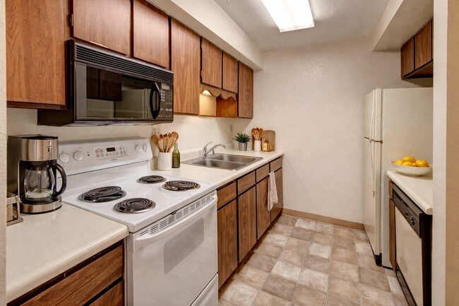 Photo - Terrace on the Lake