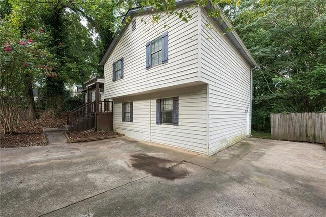 Photo - 3038 Courtney Dr