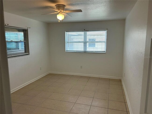 Photo - 365 Capri Blvd