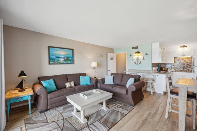Photo - 8743 Thomas Dr Unit SI ID1354959P