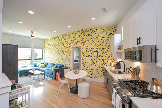 Building Photo - 1700 19th Ave S Unit ID1302208P