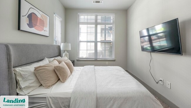 Photo - 640 21st Ave N Unit 102