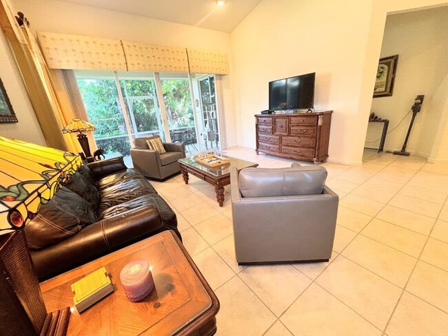 Photo - 8155 Carnoustie Pl Unit SI ID1610361P