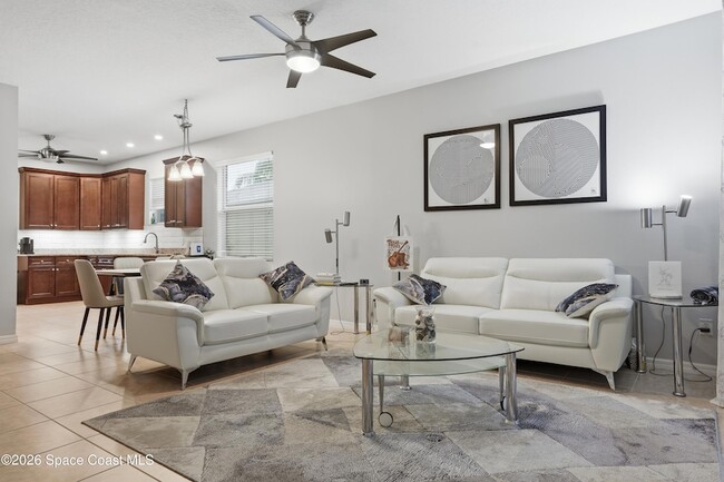 Photo - 2039 Tullagee Ave